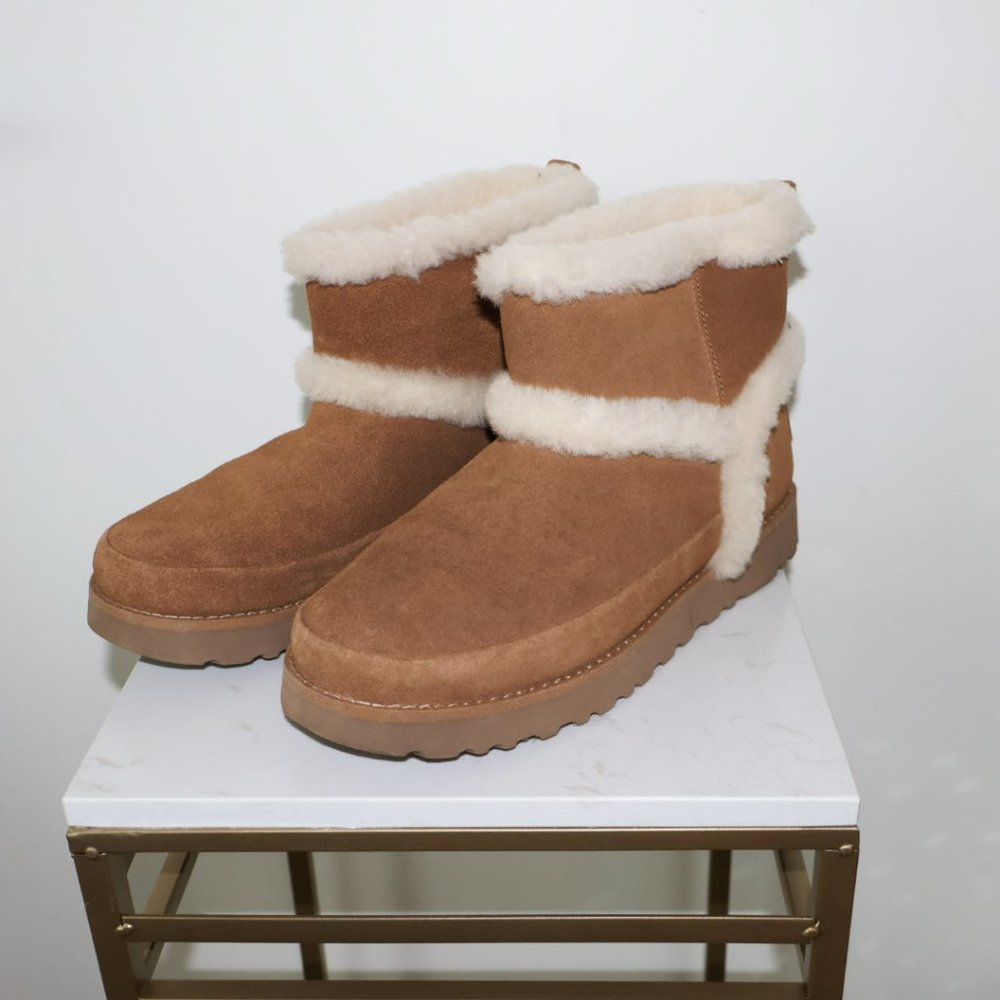 Ugg Mini Boot - Picture 3 of 9